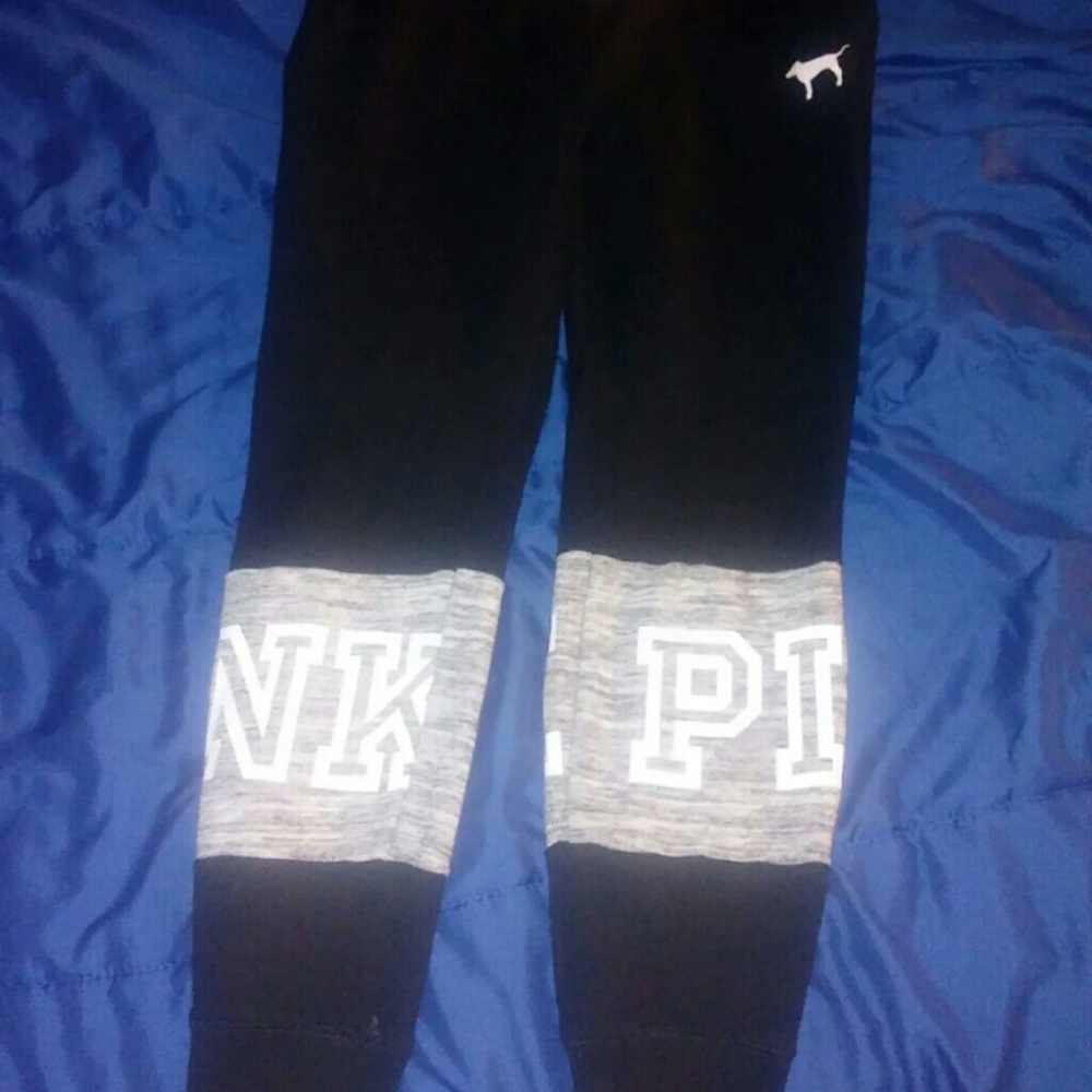 **SOLD**Pink joggers
